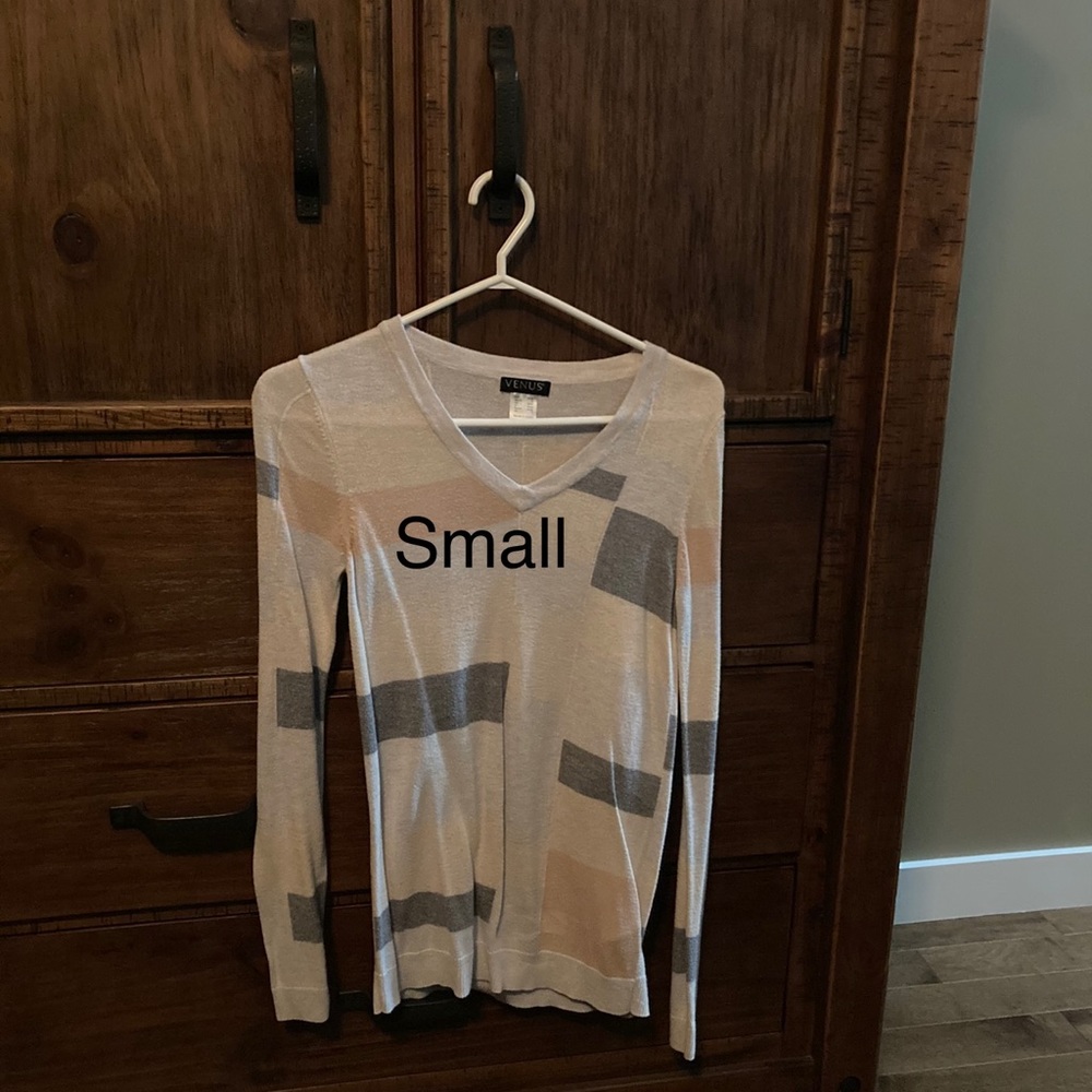 Venus, long sleeve shirt, small, excellent used condition